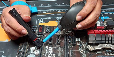 The second RAM slot on the motherboard isn't working for me..